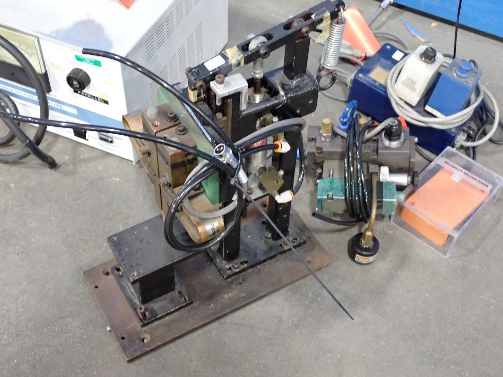Unitek Spot Welder - 1-164-02