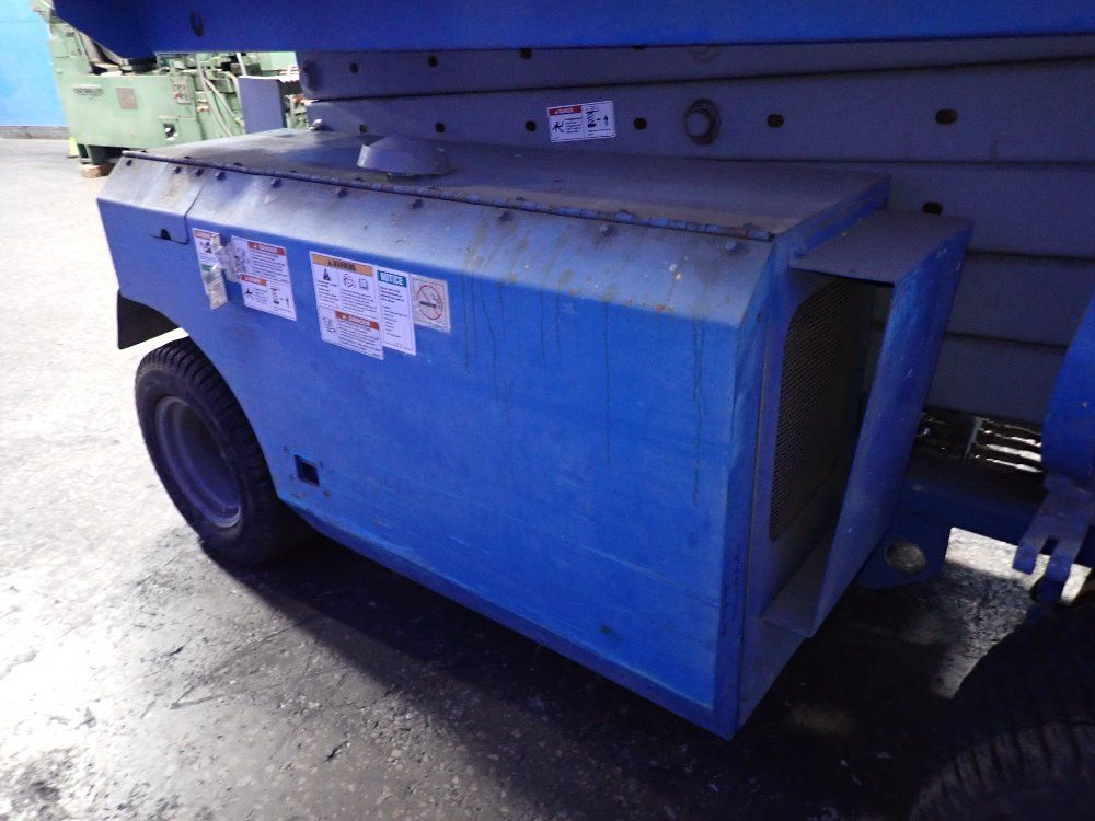 Genie Scissor Lift