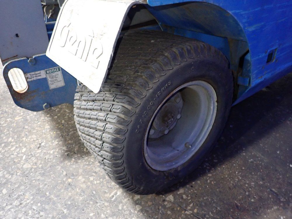 Genie Scissor Lift