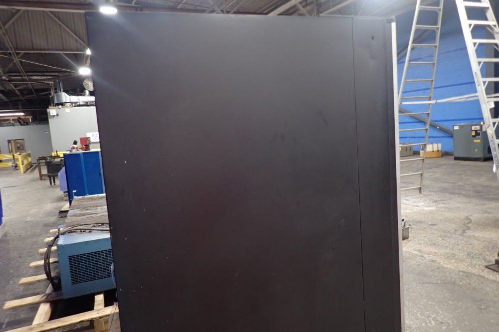 Crane-national Venders 39 Spaces Vending Machine