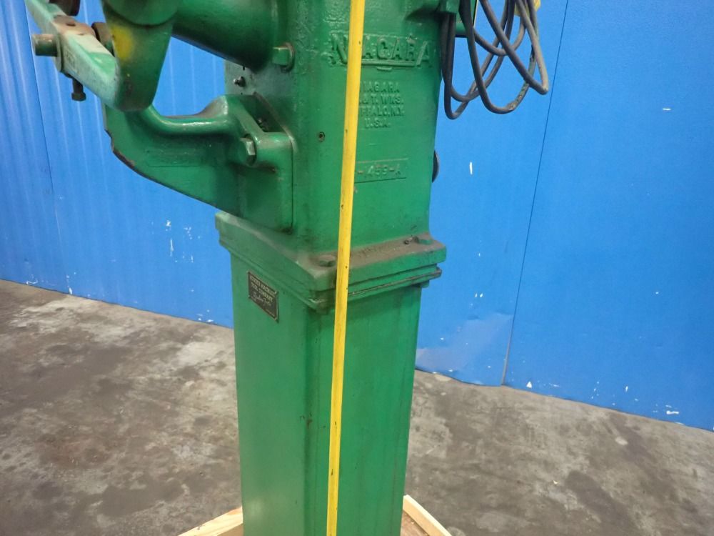 Niagra Crimp And Bead Machine - 172