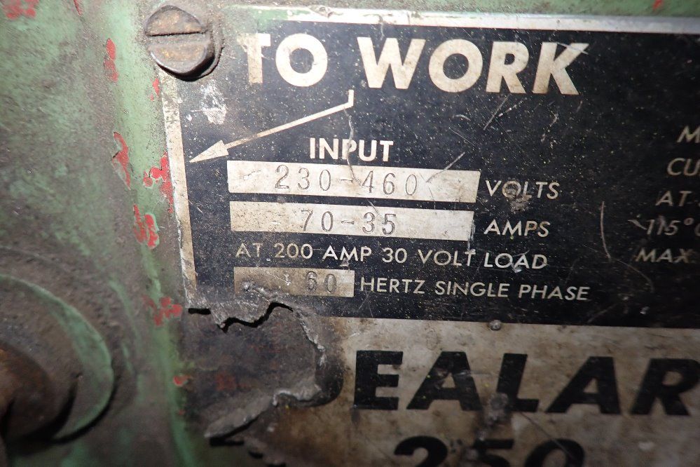 Lincoln 250 Amps Welder - Idealarc 250