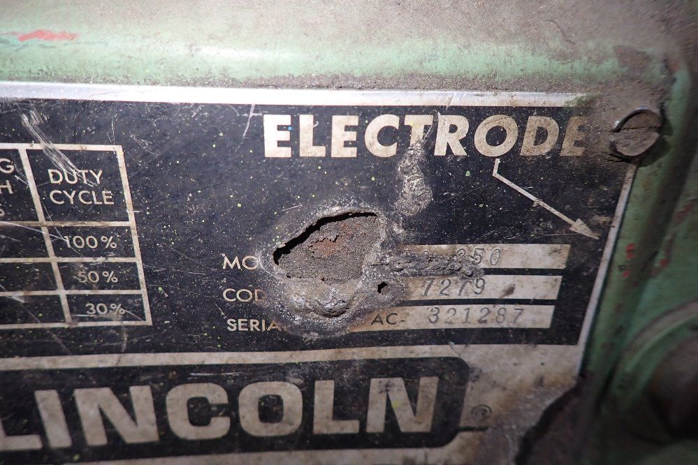 Lincoln 250 Amps Welder - Idealarc 250