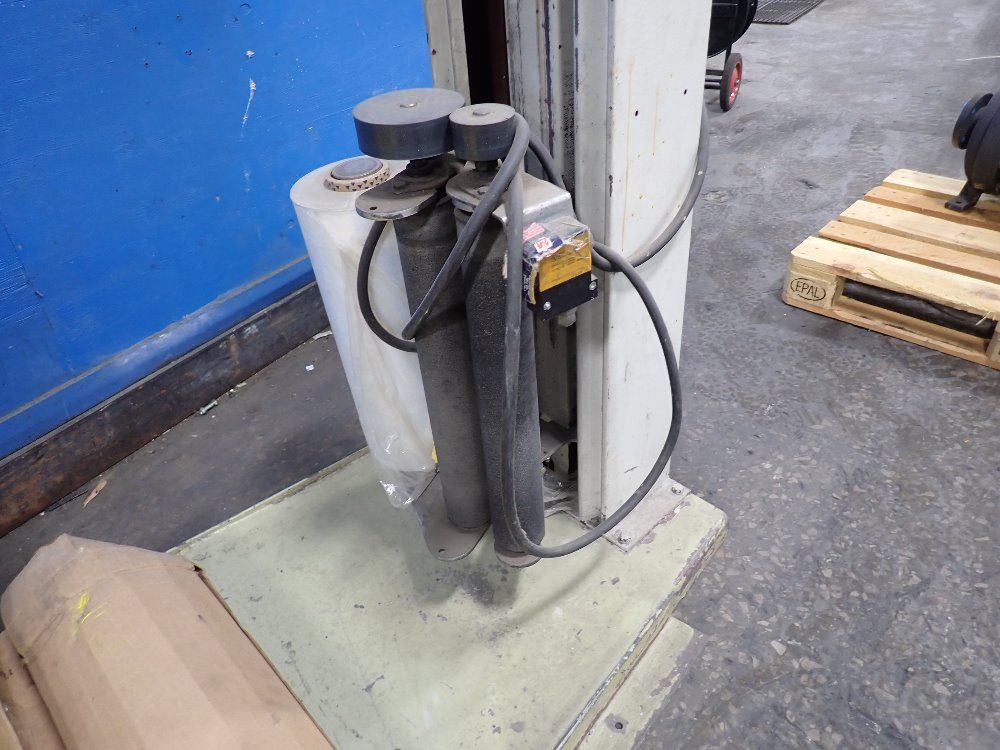 Lantech Stretch Wrapper