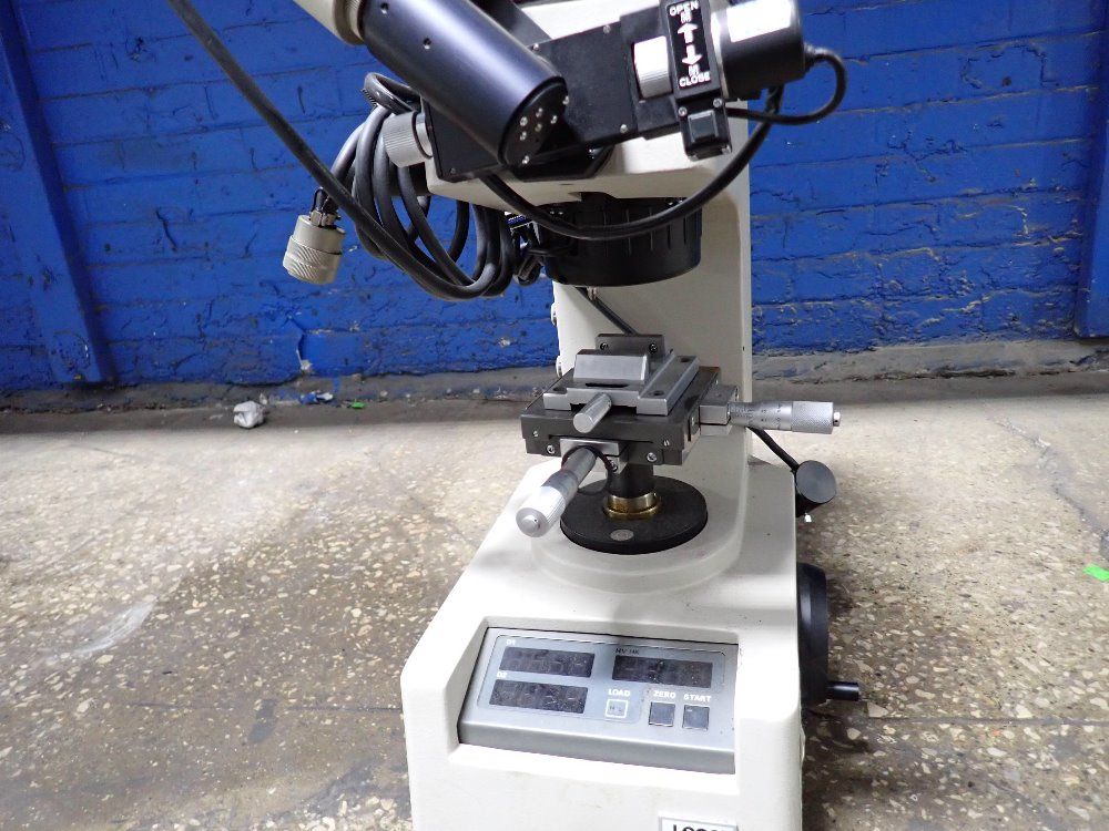Leco Hardness Tester - M-400-g2