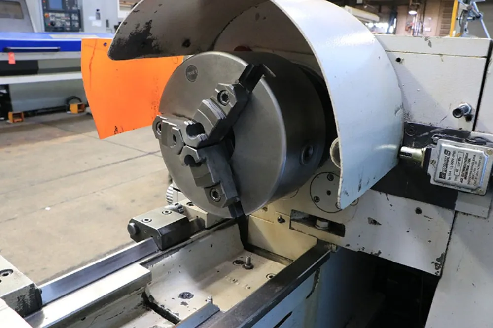 Nardini 14"/19" X 40" Gap Bed Lathe - Ms1440