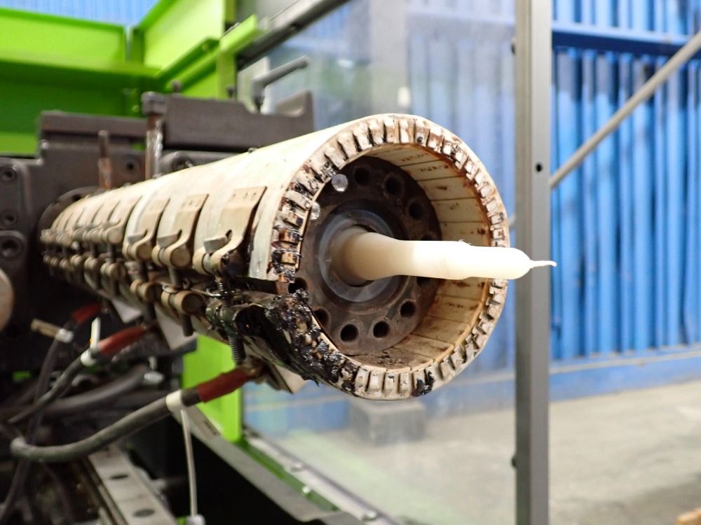 Engel 200l Injection Unit