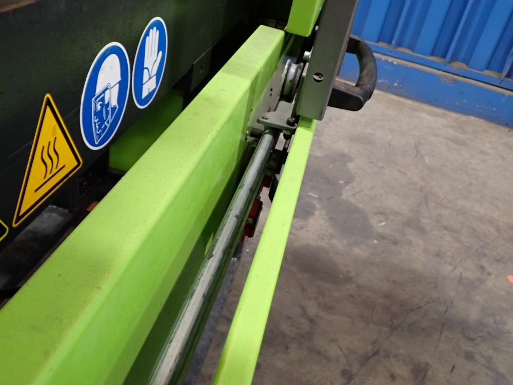 Engel 200l Injection Unit