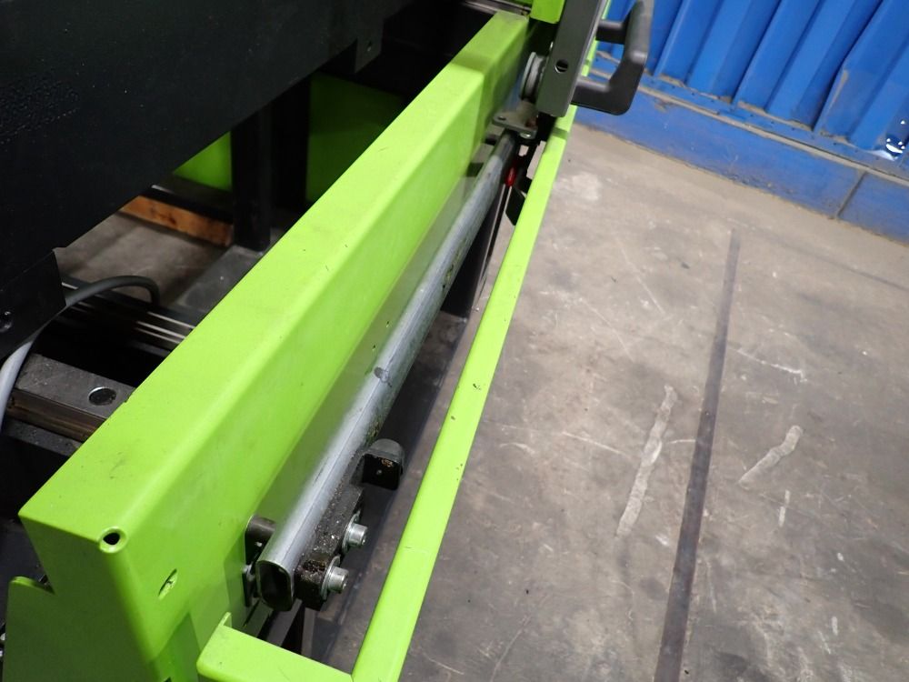 Engel 200l Injection Unit