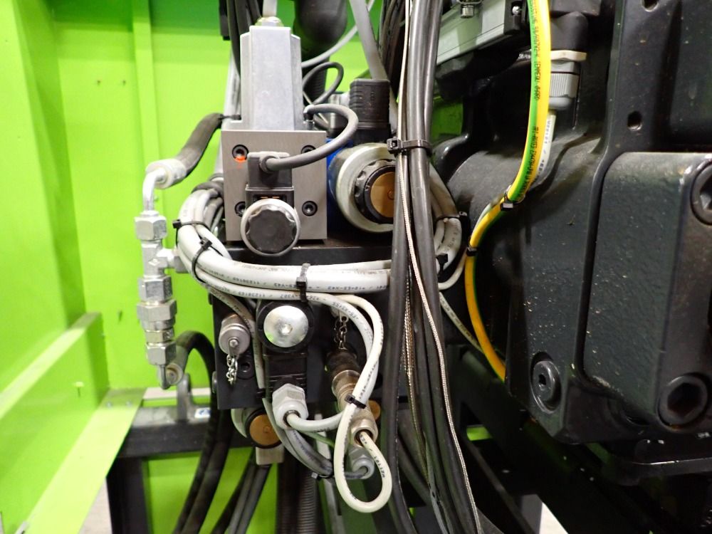 Engel 200l Injection Unit