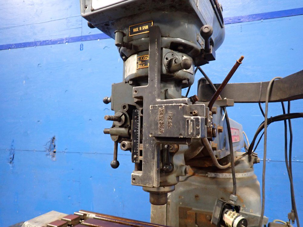 Clausing/kondia 48" X 9" Cnc Vertical Mill - Fv-1