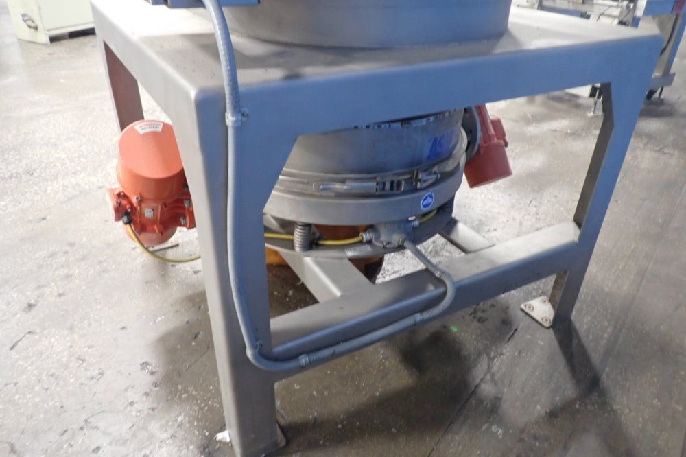 Sweco 30" Dia Vibratory Separator