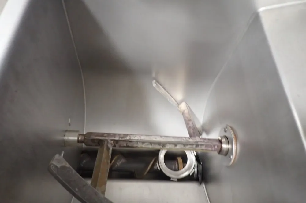 Hobart 19" X 18" X 28"/8.5 Hp Mixer/grinder - 4246