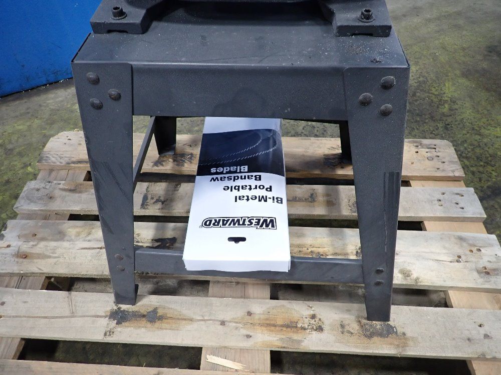 Dayton 14" Band Saw - 1fyx1a