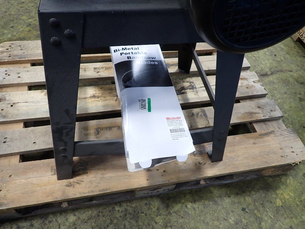 Dayton 14" Band Saw - 1fyx1a