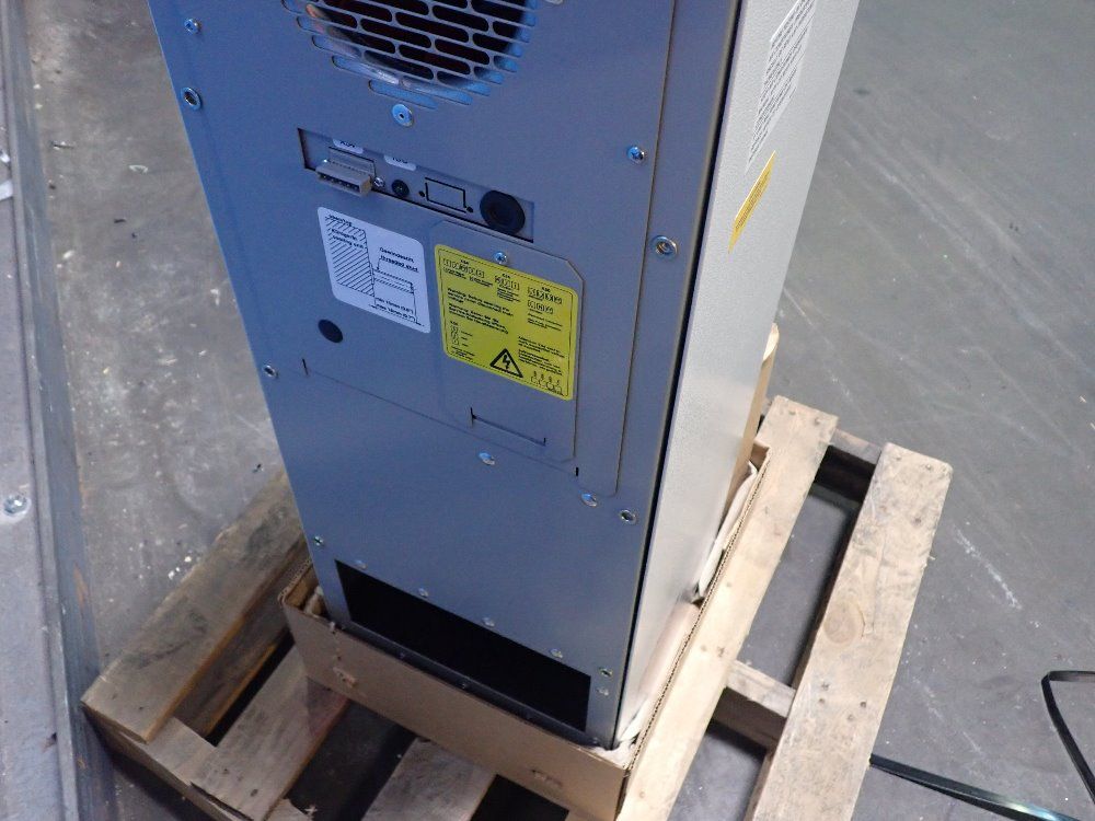 Pfannenberg Side Mounting Ac Unit - Dts 3145