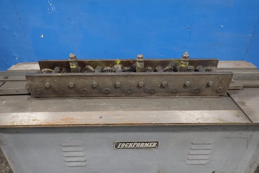 Lock Former 9 Stations X 20ga Roll Former