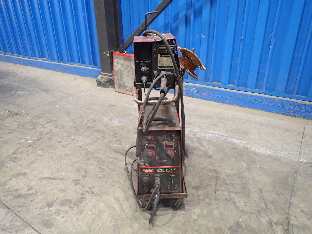 Lincoln Electric Welding Machine - Invertec Stt