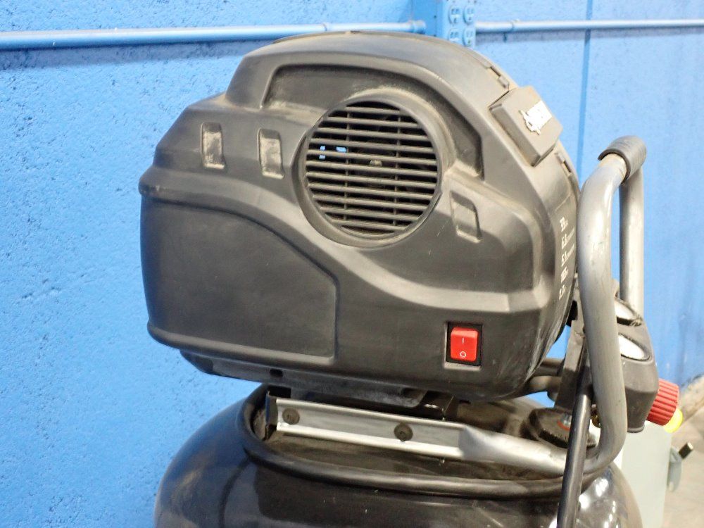 Husky 33 Gal Air Compressor - C331h