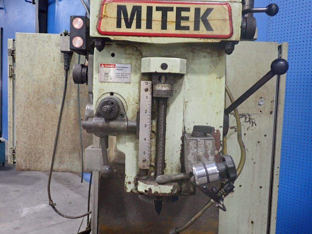 Mitek Machine Tools 42.5"x13.5" Cnc Mill - Vmb60f