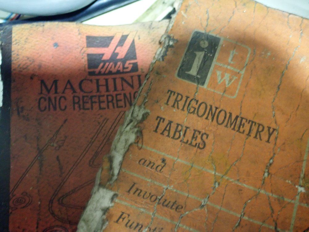 Mitek Machine Tools 42.5"x13.5" Cnc Mill - Vmb60f