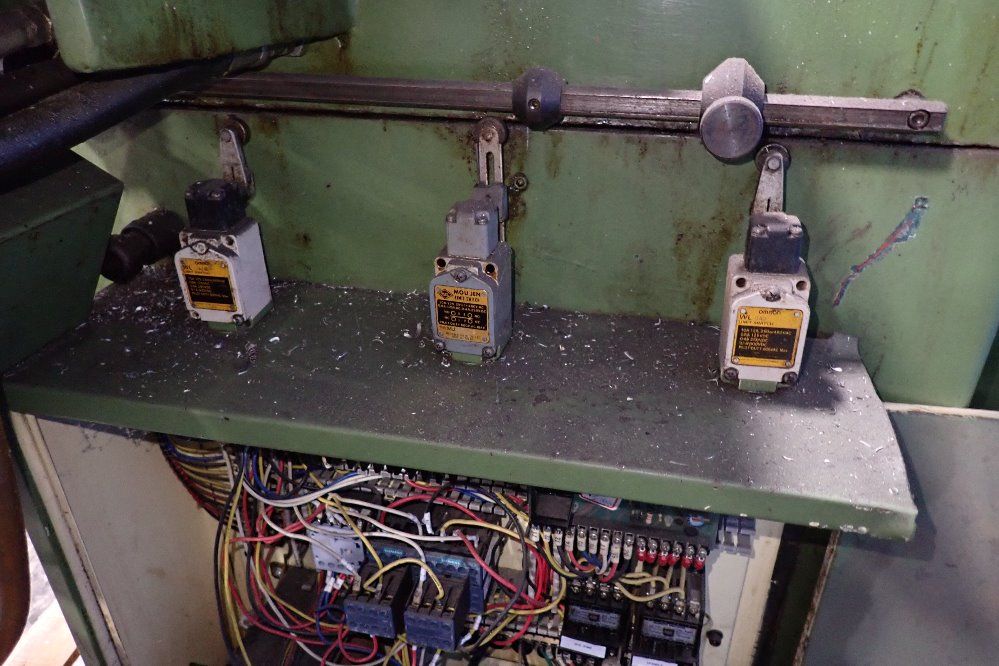 Proth 23" X 12" Surface Grinder - Psgs-30-60hh