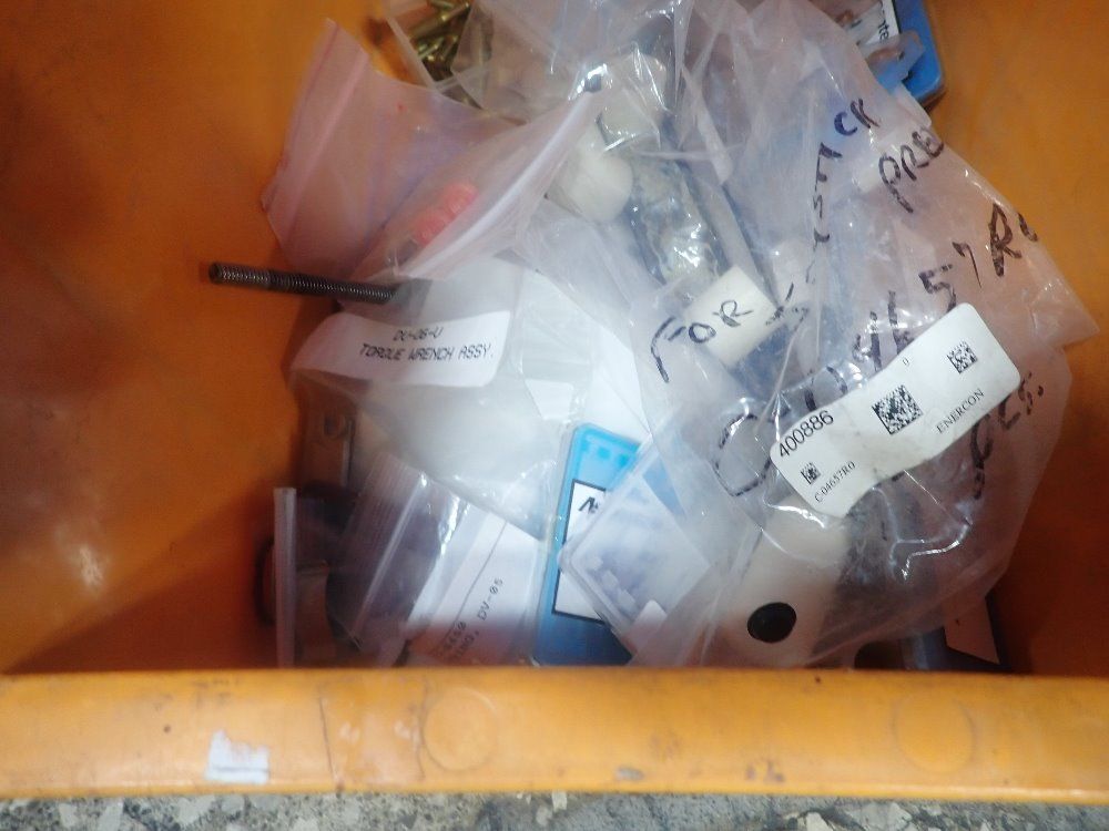 Asymtek Automated Fluid Dispenser - C-708