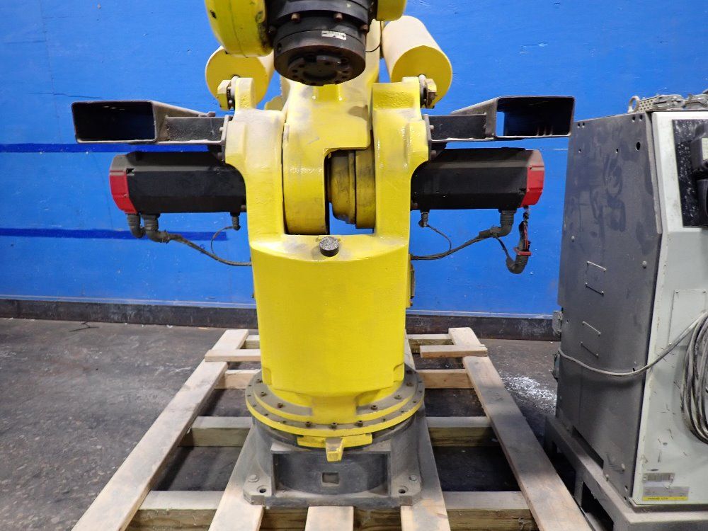 Fanuc Robot - S-420iw