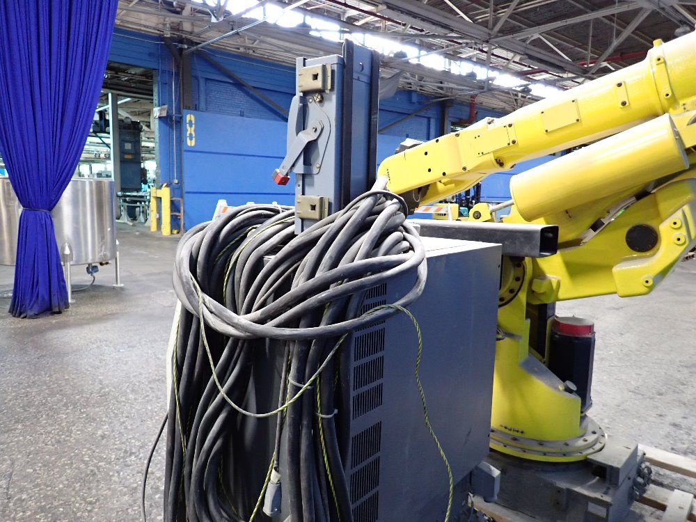 Fanuc Robot - S-420iw