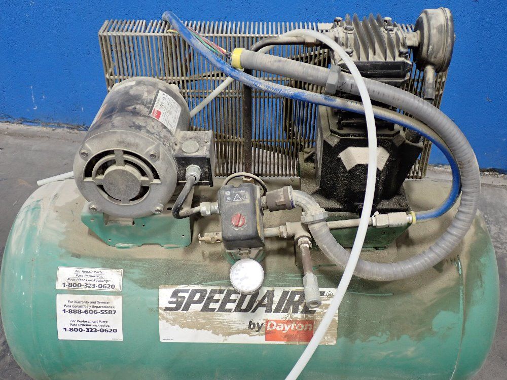 Speedaire 30 Gal Air Compressor - 4b237c