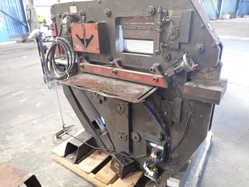 Cleveland 1 1/16",3/4 Ironworker - 65 Ton