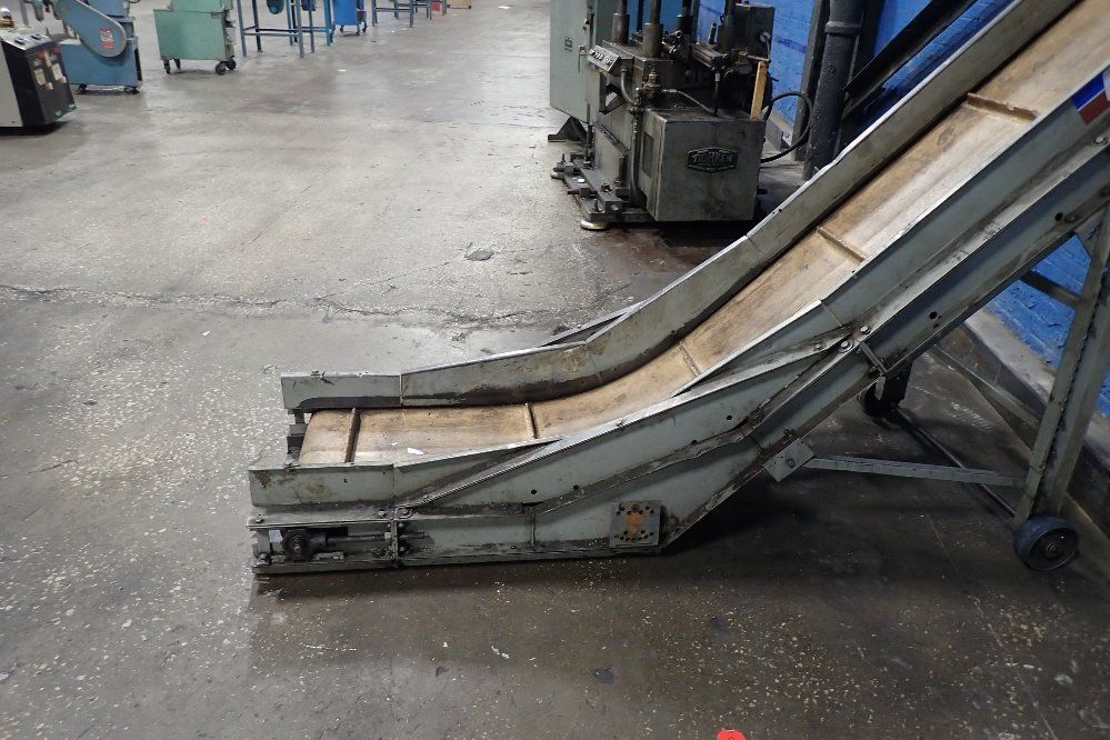 Emi Corp 17" X 96" Incline Belt Conveyor - Kk18252045