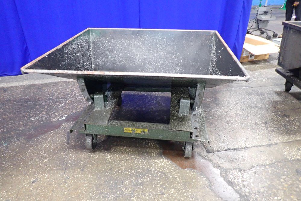 Jesco 1/2 Cu Yd / 4000# Self Dumping Hopper - 212311