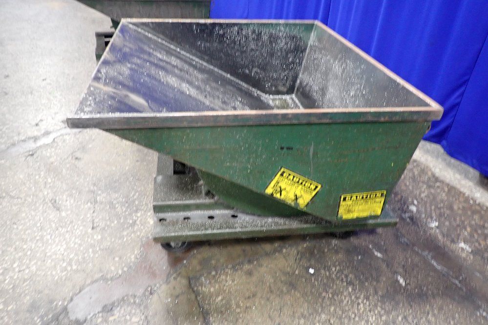 Jesco 1/2 Cu Yd / 4000# Self Dumping Hopper - 212311