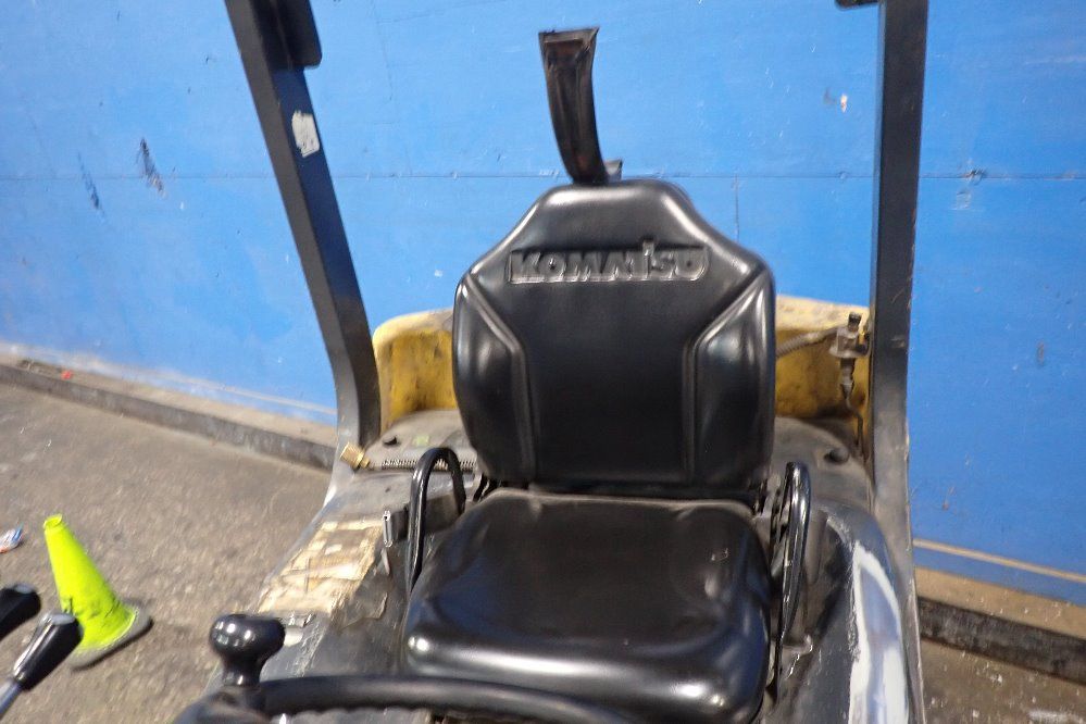 Komatsu 5000 Lbs Propane Forklift - Fg25st-16