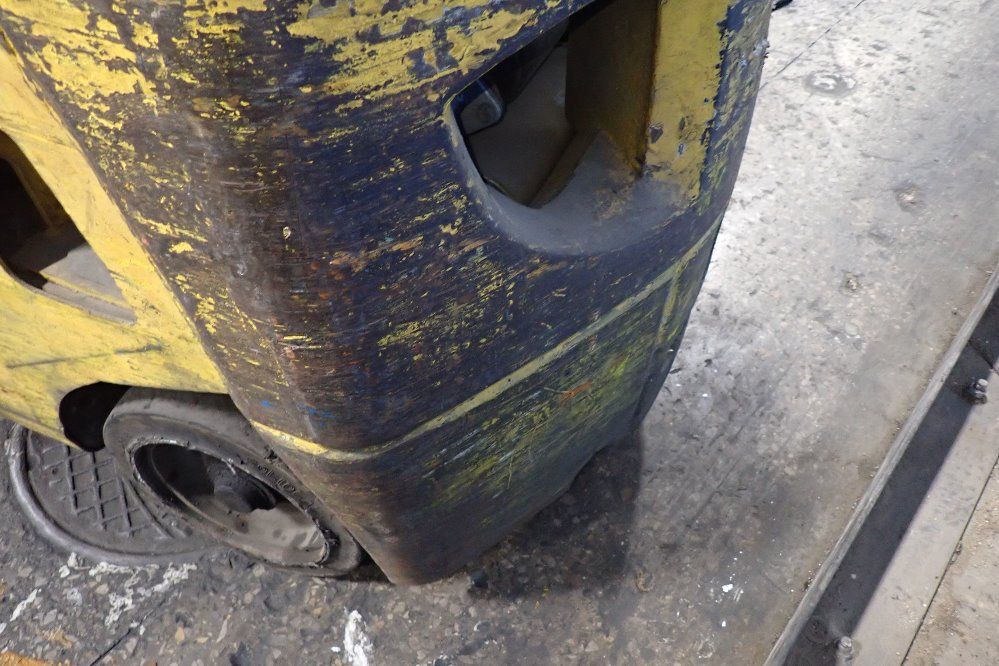 Komatsu 5000 Lbs Propane Forklift - Fg25st-16