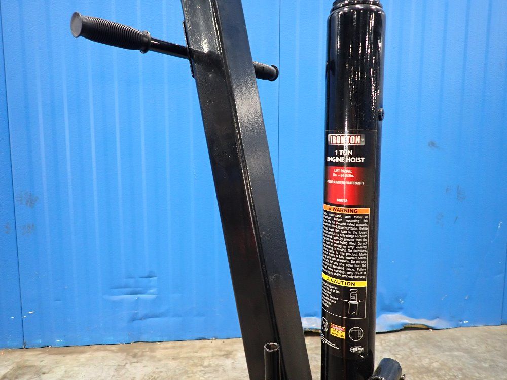Ironton 1 Ton Engine Hoist - 46218