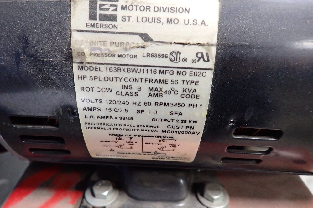 Husky 26 Gallons Air Compressor - Vt631502aj