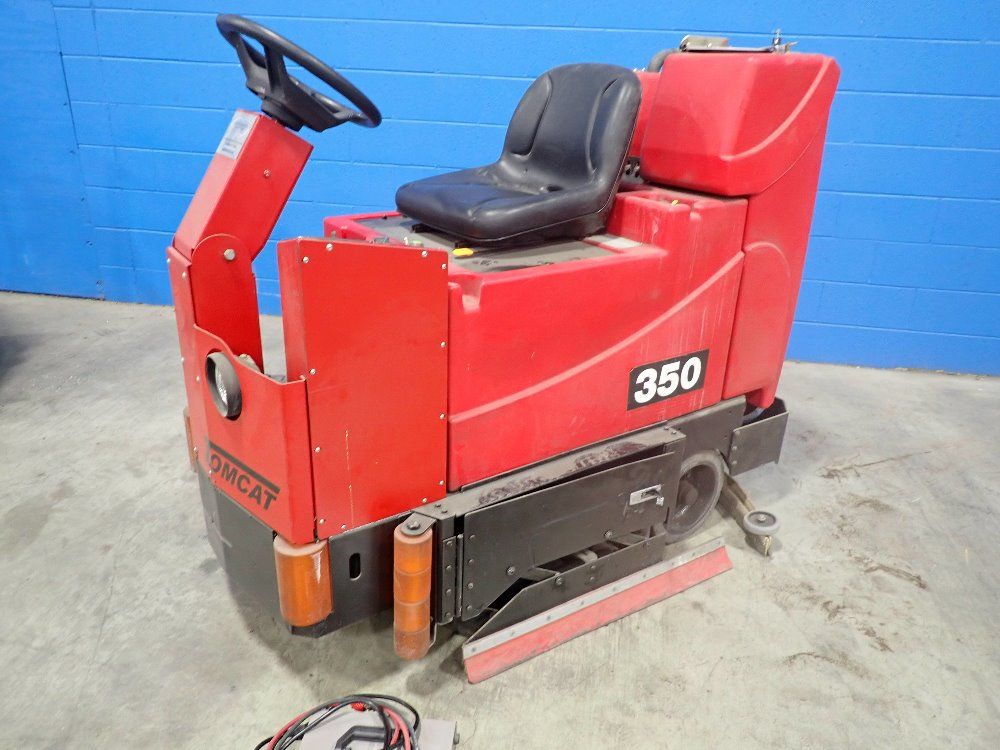 Tomcat 40 Gal Floor Scrubber - 350