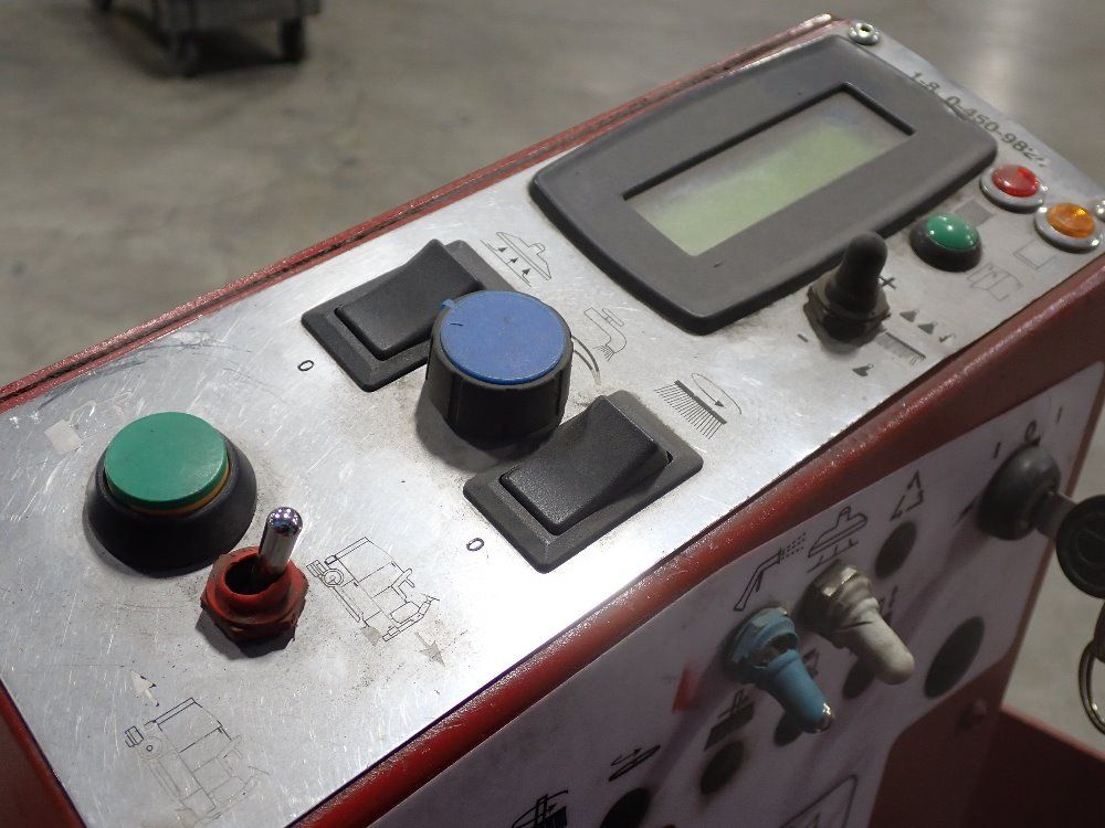 Tomcat 40 Gal Floor Scrubber - 350