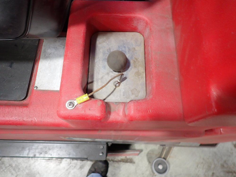 Tomcat 40 Gal Floor Scrubber - 350