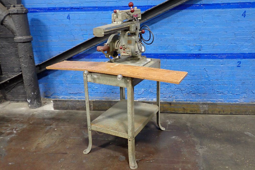 Delta Rockwell 8" Radial Arm Saw - Super 900