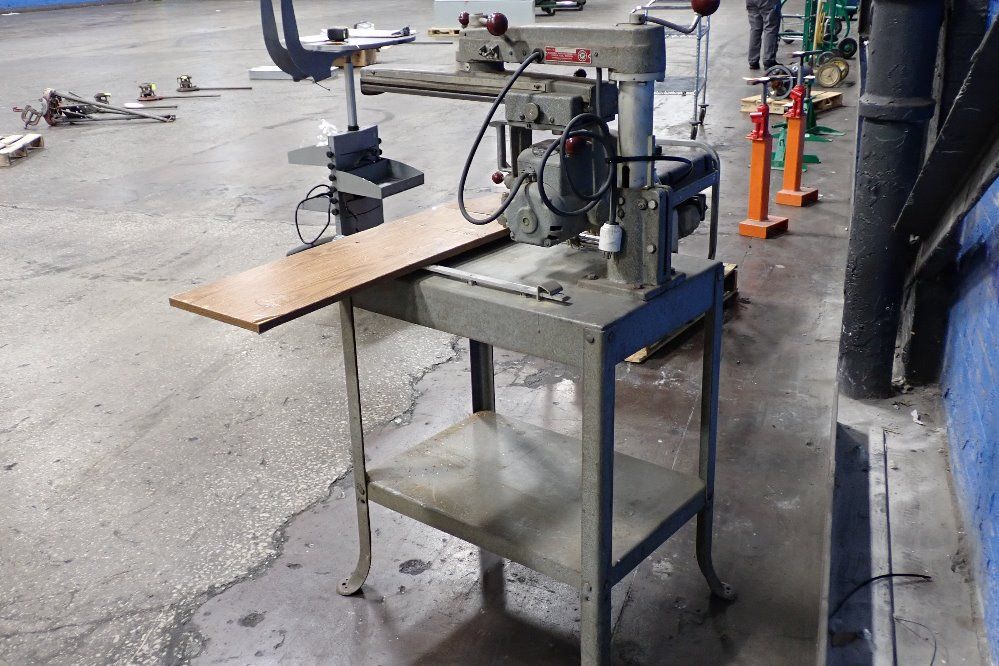 Delta Rockwell 8" Radial Arm Saw - Super 900
