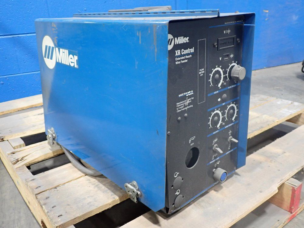 Miller 24v Extended Reach Wire Feeder - Xr Control