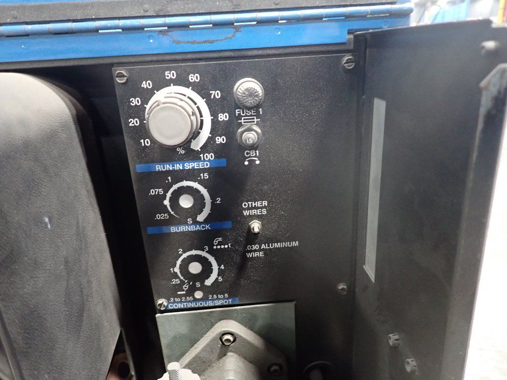 Miller 24v Extended Reach Wire Feeder - Xr Control