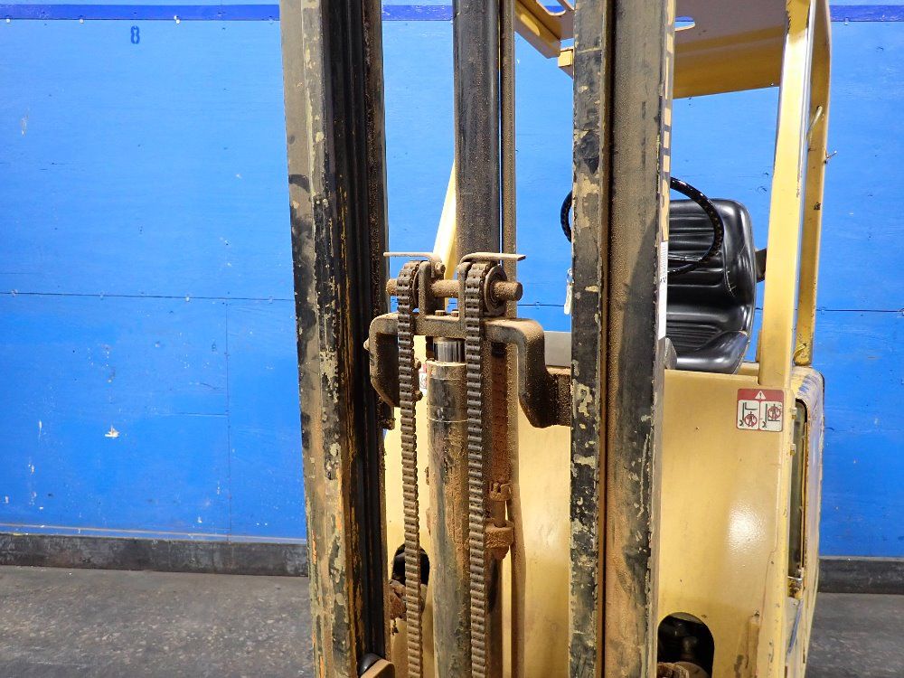 Hyster 3250 Lbs Electric Forklift - E30bs