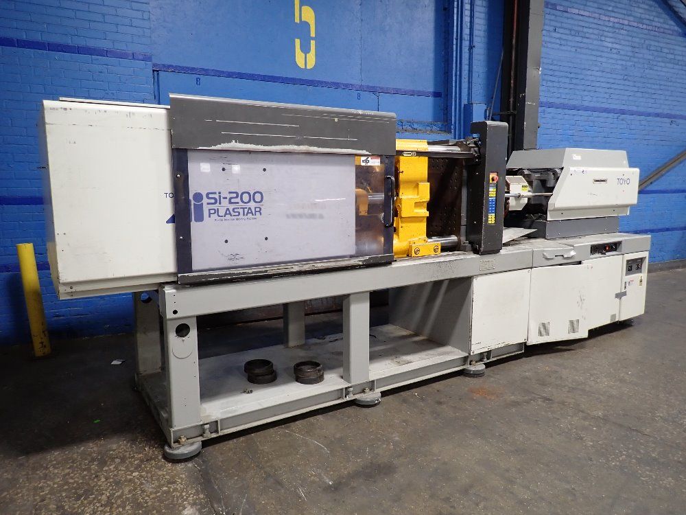 Toyo Machineryplastar Injection Molder