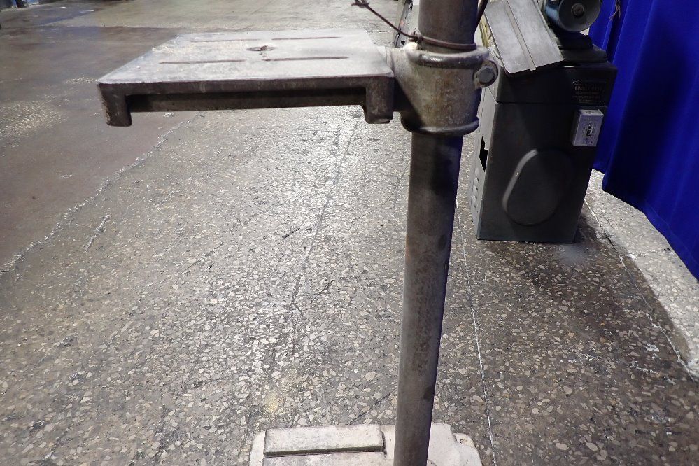 Delta/rockwell 7" Throat Drill Press - 15-665