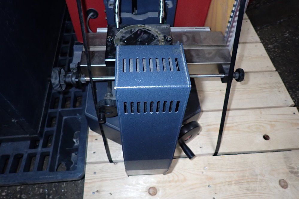 Starrett 15" Dia Optical Comparator - Hb350