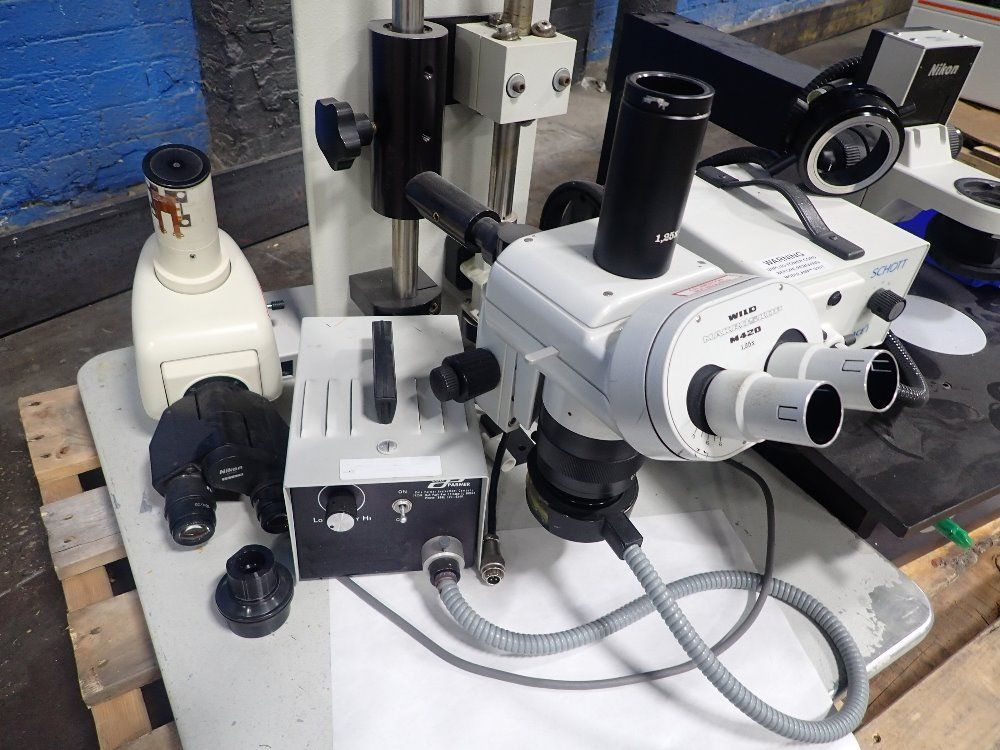 Nikon Microscope - M420